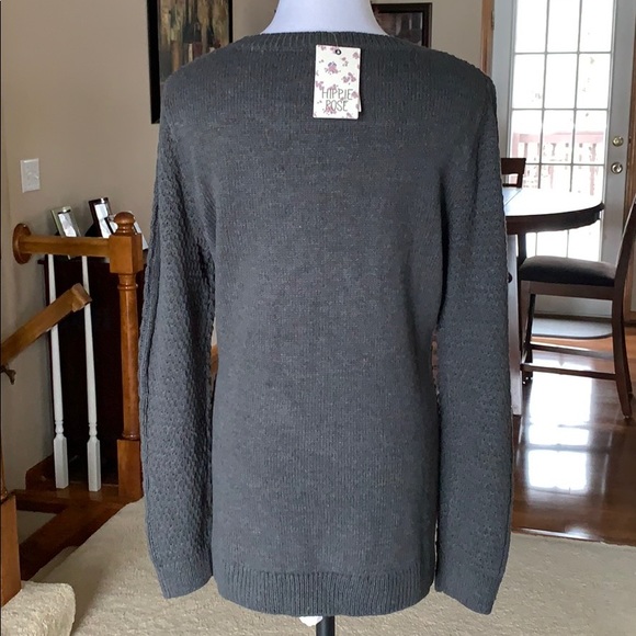 HIPPIE ROSE Cable Pullover Sweater - Picture 3 of 4
